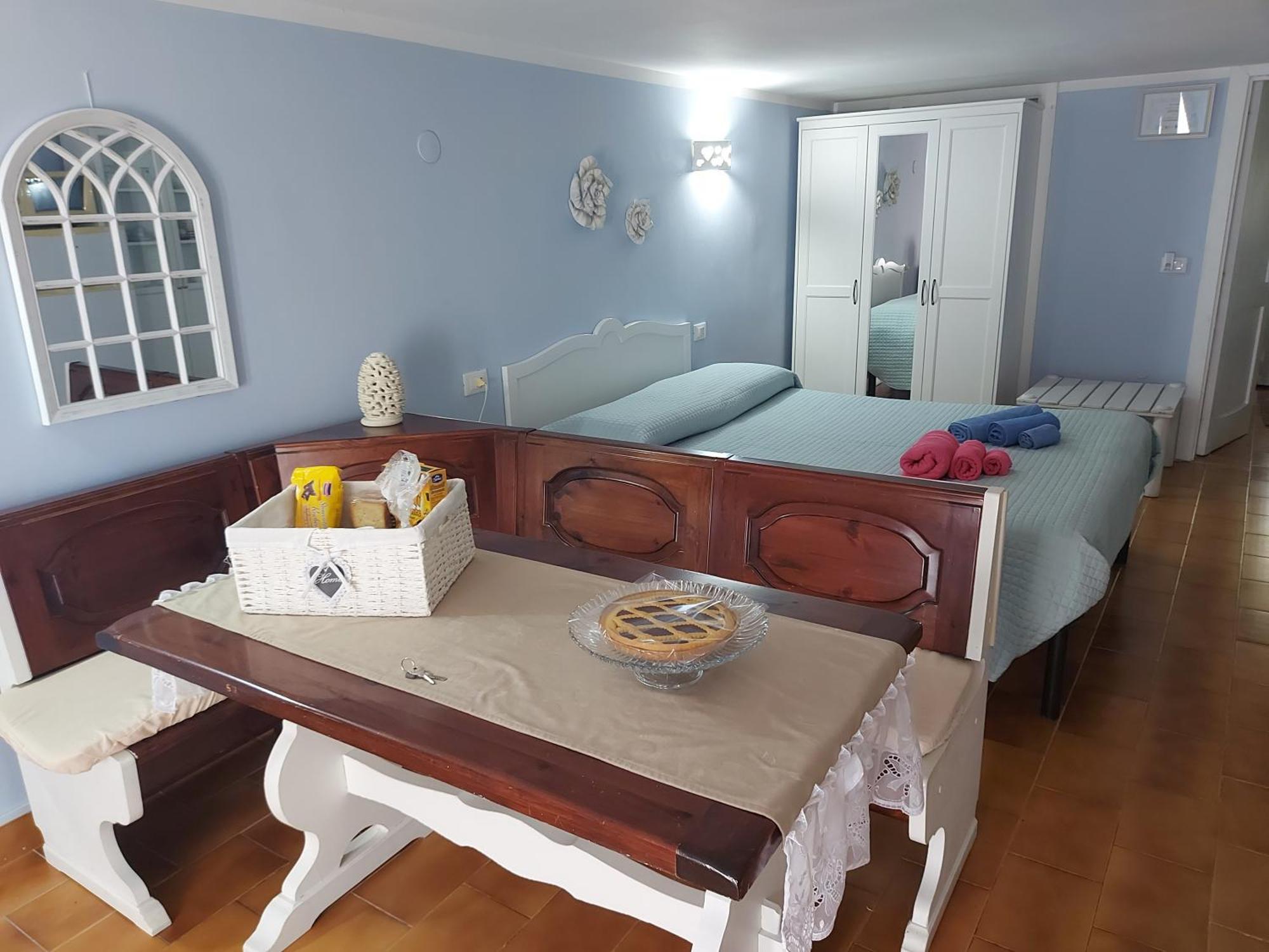 Casa Vacanza Fiori Di Maggio Pulsano Bagian luar foto